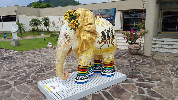 elephant statue with ubuntu motif